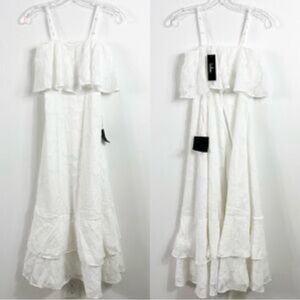 Lulu's Love You So Truly White Dress Burnout Flowers medium NWT
Strapless Midi